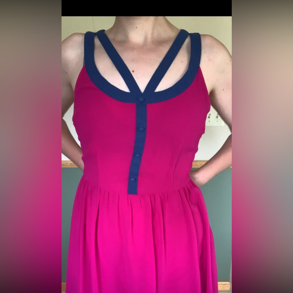 Color blocking dress - Picture 15 of 15